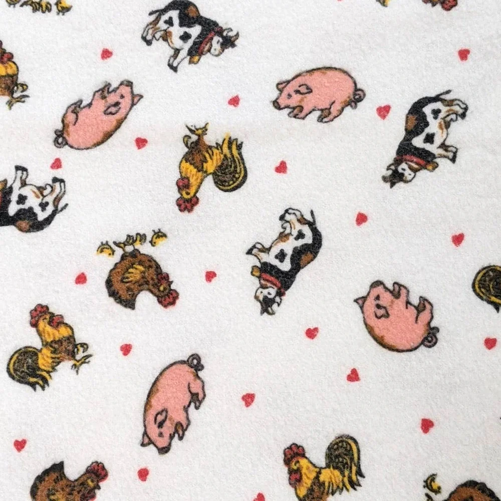 Vintage Farm Animals Novelty Print Cotton Flannel Fabric Pigs‎ Cows Roosters